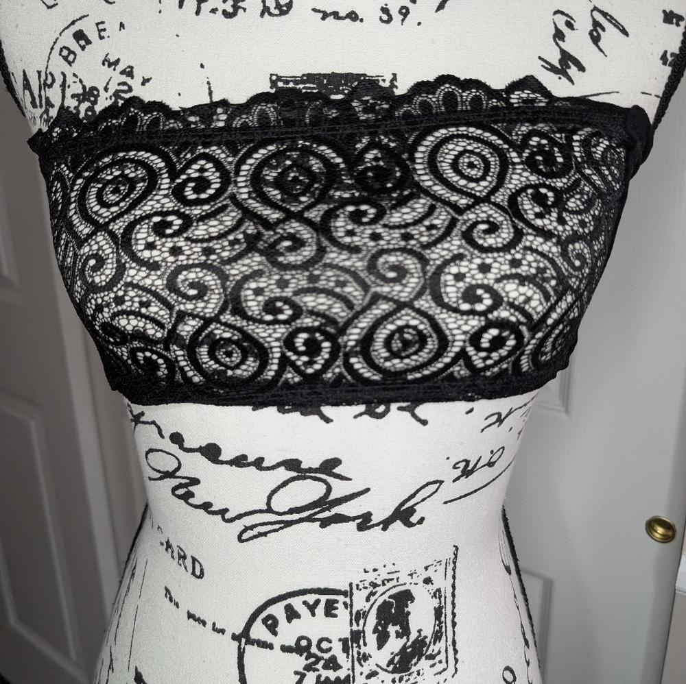 Free People Lace Bandeau Bralette in Black